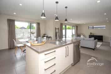 14 Charente Way, Yaldhurst