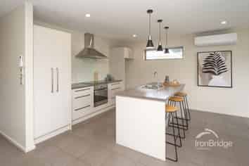 14 Charente Way, Yaldhurst