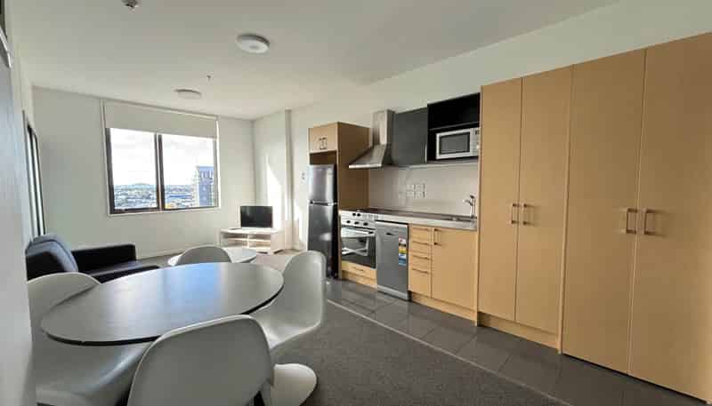 1102/17 Putney Way, Manukau