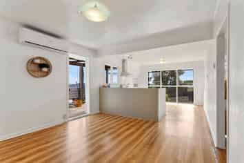 38A Birkdale Road, Birkdale