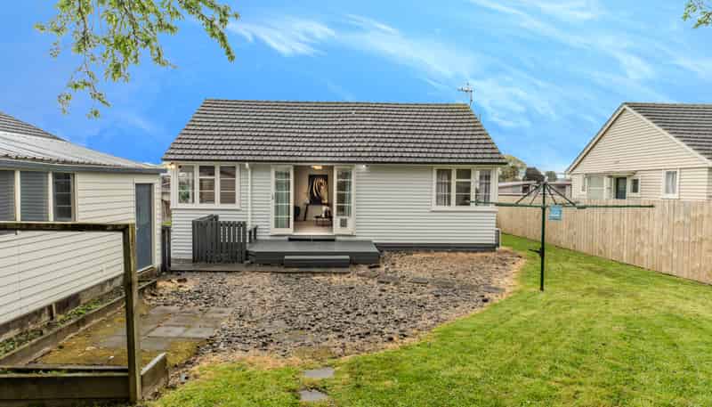 17 Lorne Street, Melville