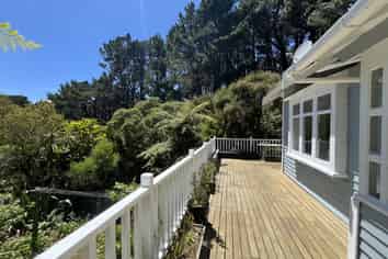 10 Connaught Terrace, Brooklyn