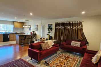 25/6 Ambrico Place, New Lynn