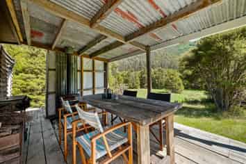  Leatham Road, Wairau Valley