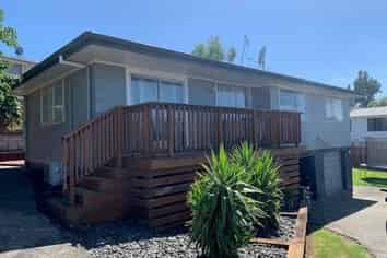 12 Montana Place , Dinsdale