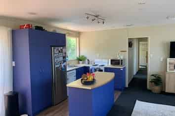 12 Montana Place , Dinsdale