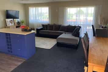 12 Montana Place , Dinsdale