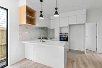 26C Universal Drive, Henderson