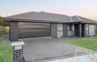 12 Yates Place, Amberley