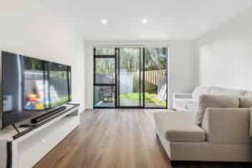 30 Kotuitui Street, Manukau