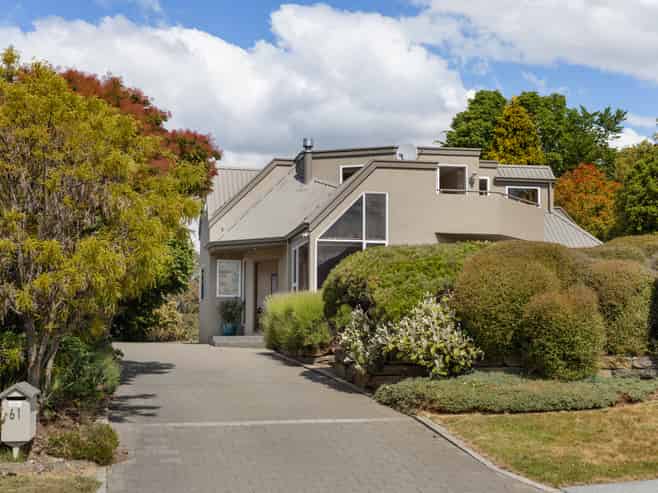 61 Kennedy Crescent, Wanaka