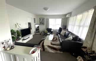 1/2 Abraham Place, Saint Johns