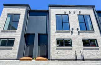 19C House Avenue, Mangere Bridge