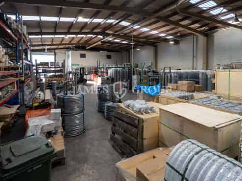 Cost-Effective with Dual Access & Yard | 1,291m²