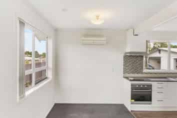 41 Beeston Crescent, Manurewa