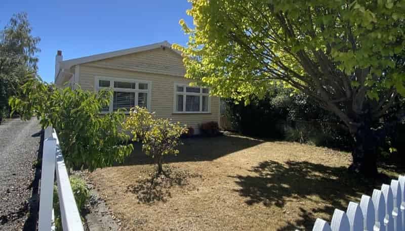 8 Waltons Avenue, Masterton