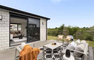 19 Hinaki Street, Poike