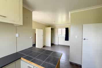 3 Jenkin Street, Strathern