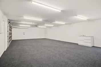 1/6 Manatu Lane , Waltham