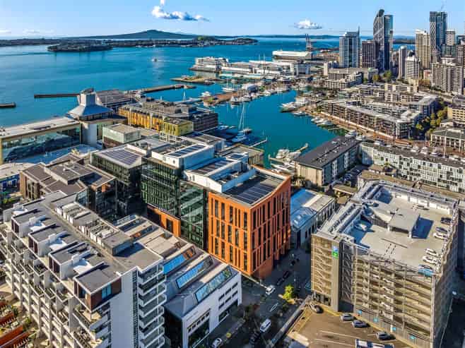 CBRE - MAKE YOUR MARK