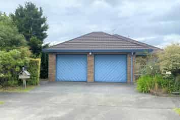 14 Ellwood Place, Churton Park