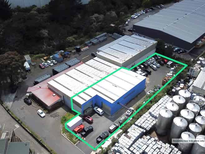 CBRE | Workshop with Fenced Yard