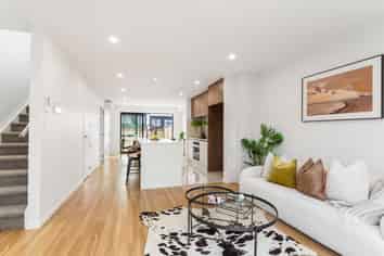 21 Sagitta Drive, Flat Bush