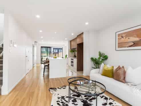 21 Sagitta Drive, Flat Bush