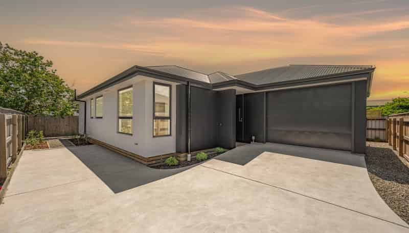 15b Lowry Street, Richmond