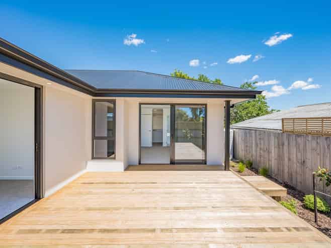 15b Lowry Street, Richmond