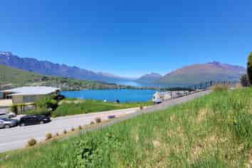 97 Hensman Road, Queenstown Hill