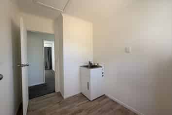 58 Second Avenue, Avenues