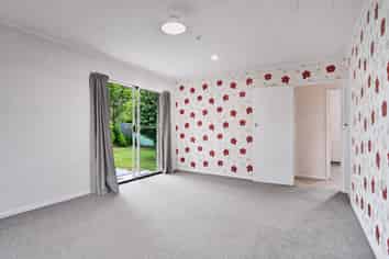 820 Southampton Street West, Saint Leonards