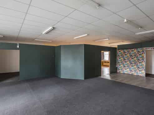 Versatile retail/office opportunity