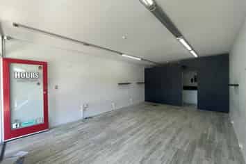 Affordable Retail in Great Location