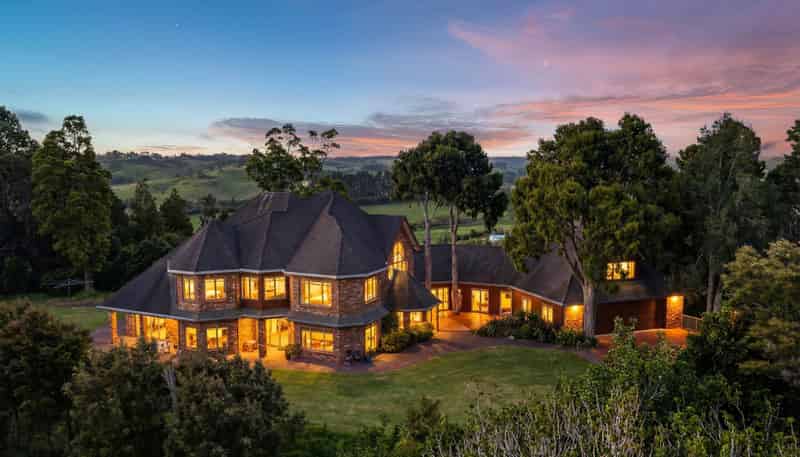 251 Whitehills Road, Wainui