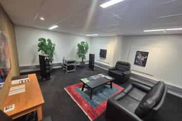 Top Notch Industrial Office