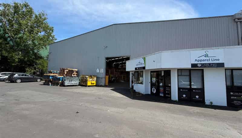  2-4 Rymer Place, Mangere