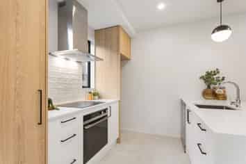 2/485 Manchester Street, Saint Albans