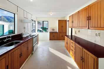 27 Wainuiomata Road, Wainuiomata