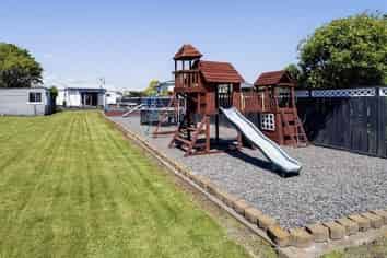 15 Disraeli Street, Hawera