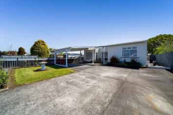 15 Disraeli Street, Hawera