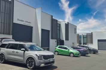 VERSATILE INDUSTRIAL - PREMIUM ALBANY LOCATION
