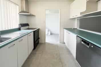 9  Swainston Road, Saint Johns