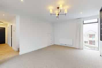 A/9 Edge Hill, Mount Victoria