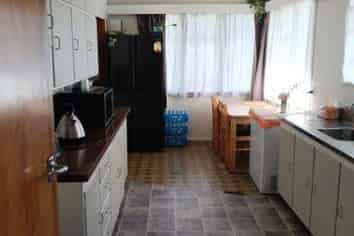 10 Camellia Avenue, Aramoho