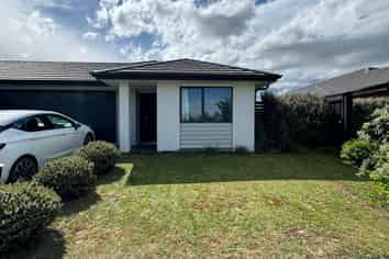 8 Hartford Crescent, Rolleston