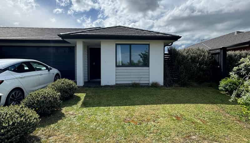 8 Hartford Crescent, Rolleston