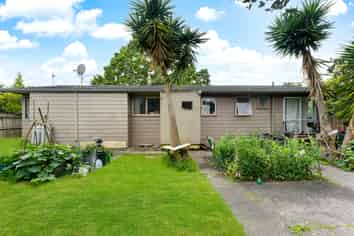 30 Pipitea Place, Massey