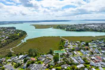 30 Pipitea Place, Massey